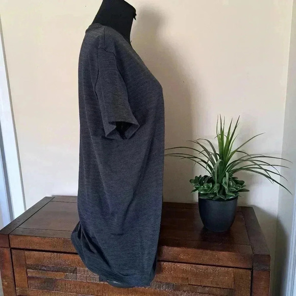 New! Tuff Athletics Active Top XXL Soft Dark Grey Seamless Stretch T-shirt - Picture 7 of 13